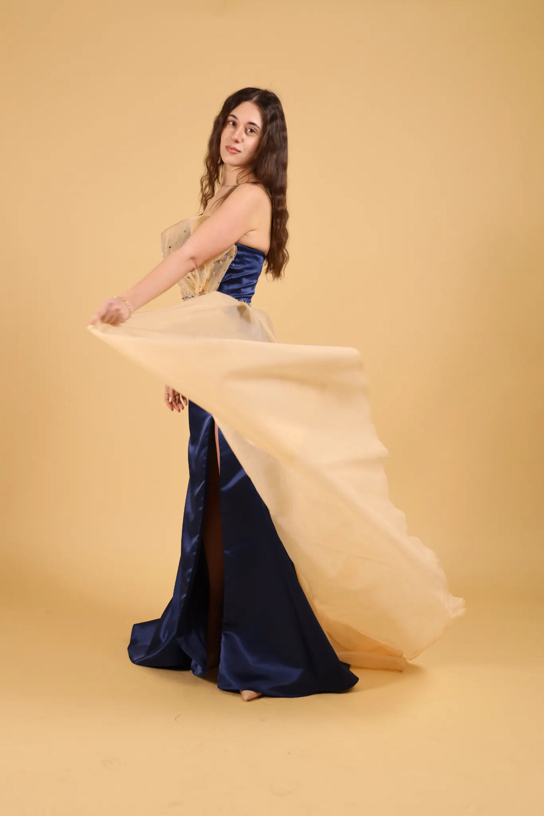 MAISON REBECCA-ABITO LUNGO MAXI FIOCCO